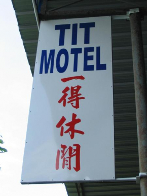 TIT MOTEL